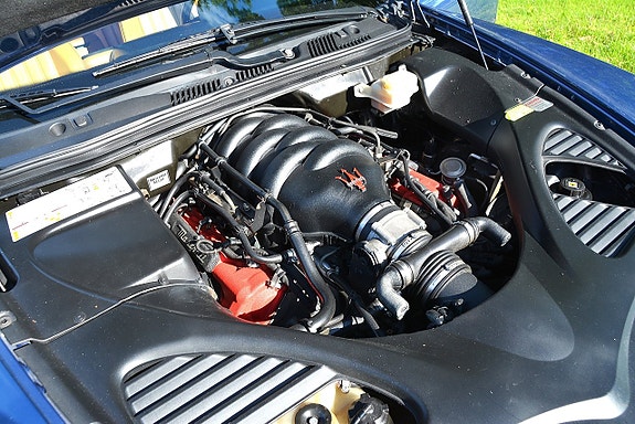 Maserati Quattroporte 23 of 27