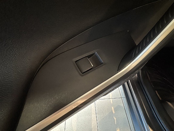 Toyota RAV4 20 of 24