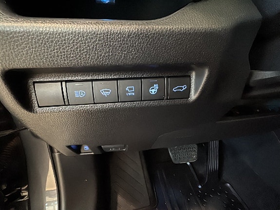 Toyota RAV4 16 of 24