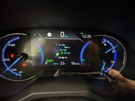 Toyota RAV4 10 of 24