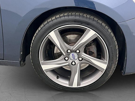 Volvo V60 28 of 28