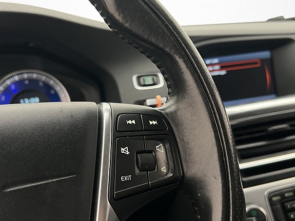Volvo V60 16 of 28