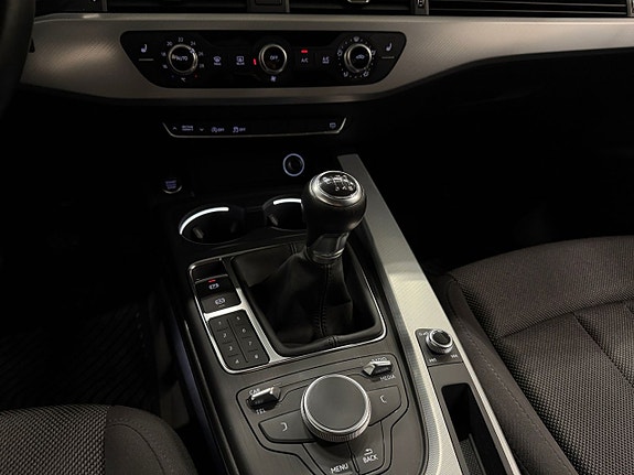 Audi A4 11 of 22