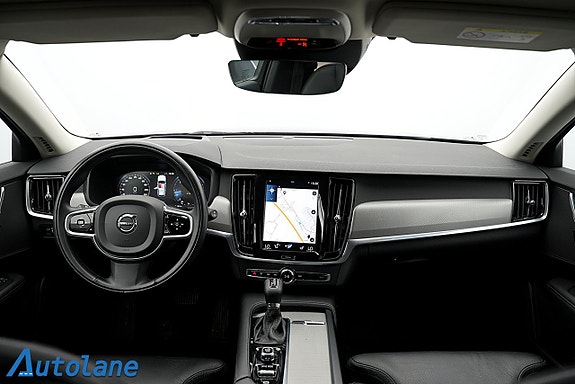 Volvo V90 Cross Country 14 of 29