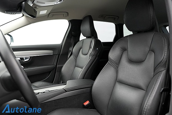 Volvo V90 Cross Country 19 of 29