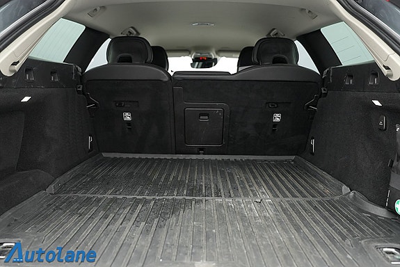 Volvo V90 Cross Country 29 of 29