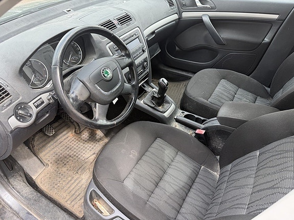 Skoda Octavia 5 of 5