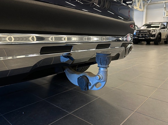 Mercedes-Benz GLC300 e 15 of 18