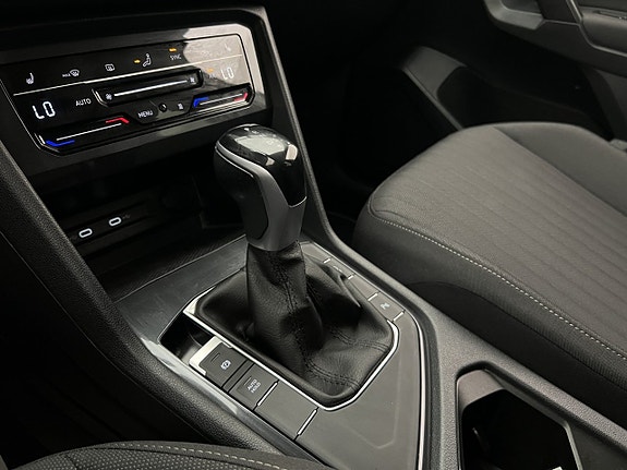 Volkswagen Tiguan Allspace 24 of 30