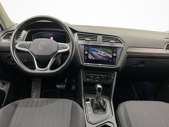 Volkswagen Tiguan Allspace 13 of 30