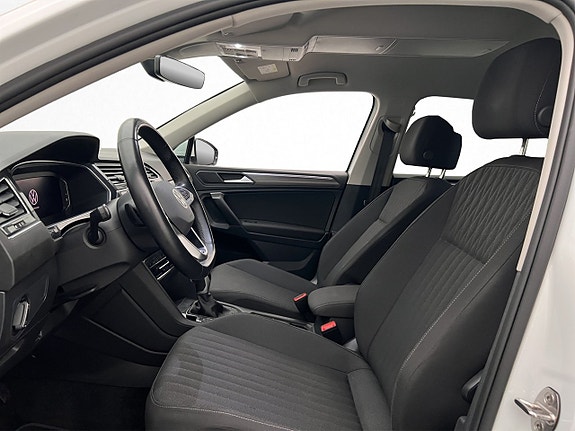 Volkswagen Tiguan Allspace 15 of 30
