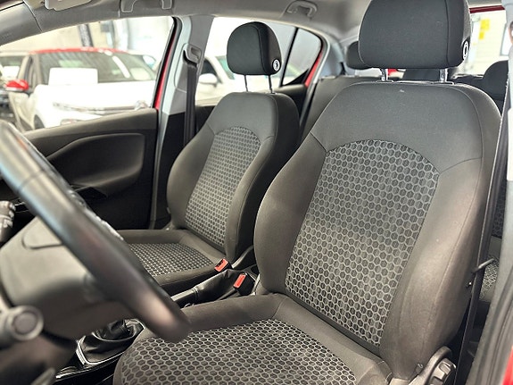 Opel Corsa 11 of 13