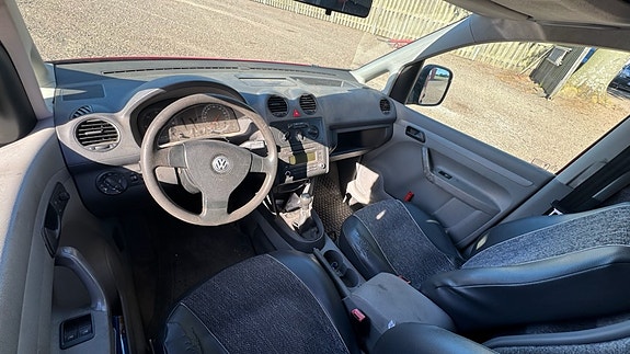 Volkswagen Caddy 3 of 5