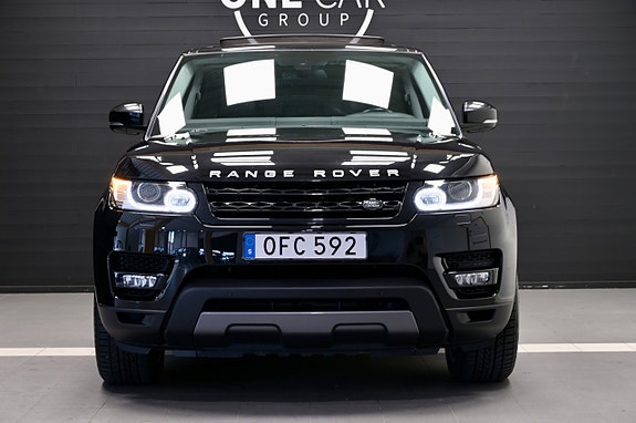 Land Rover Range Rover Sport 3 of 5