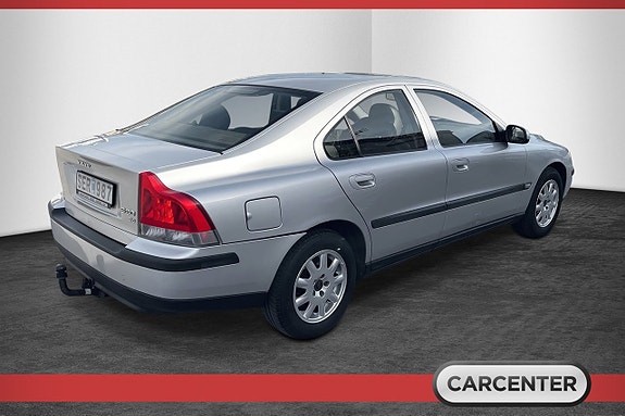 Volvo S60 5 of 5