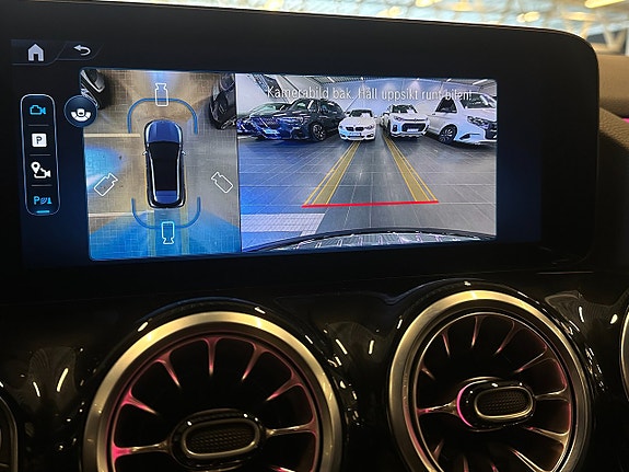 Mercedes-Benz GLA35 24 of 24