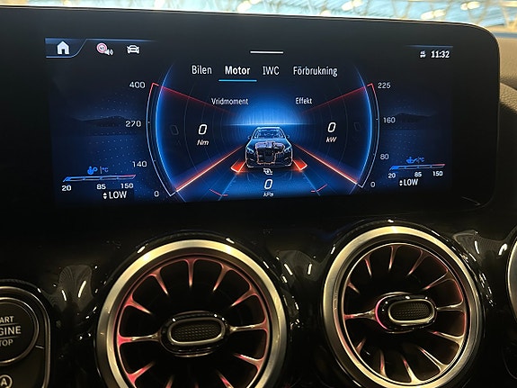 Mercedes-Benz GLA35 23 of 24