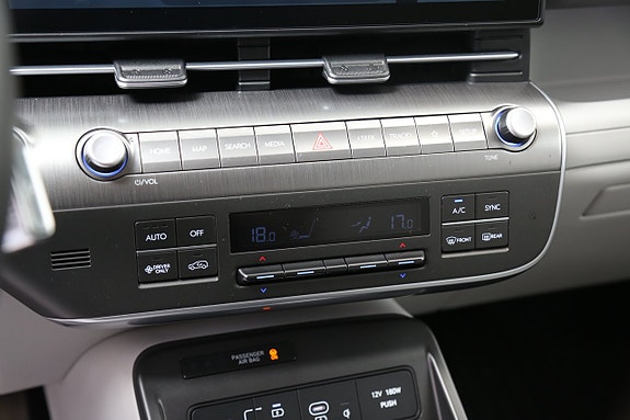 Hyundai Kona 19 of 22
