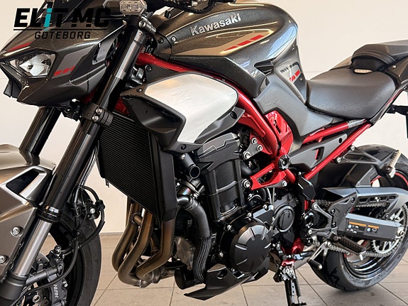Kawasaki Z900 | Endast 50 mil 13 of 16