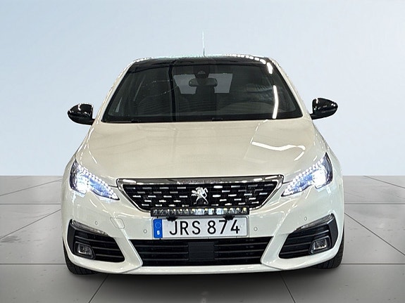 Peugeot 308 3 of 5