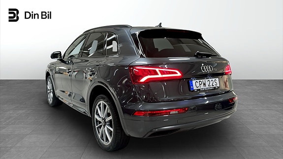 Audi Q5 3 of 5