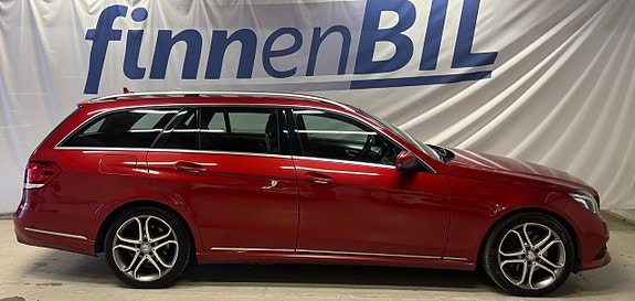 Mercedes-Benz E220 4 of 5