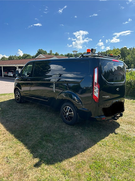 Ford Transit Custom 15 of 22