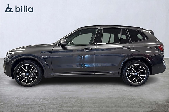 BMW X3 3 of 17
