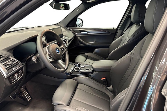 BMW X3 12 of 17