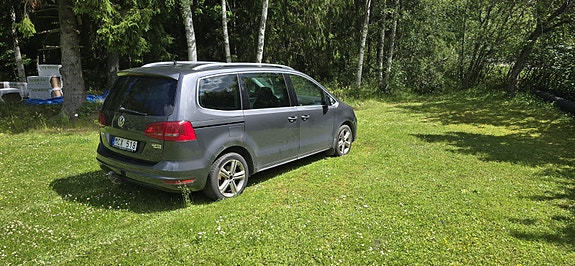 Volkswagen Sharan 3 of 5