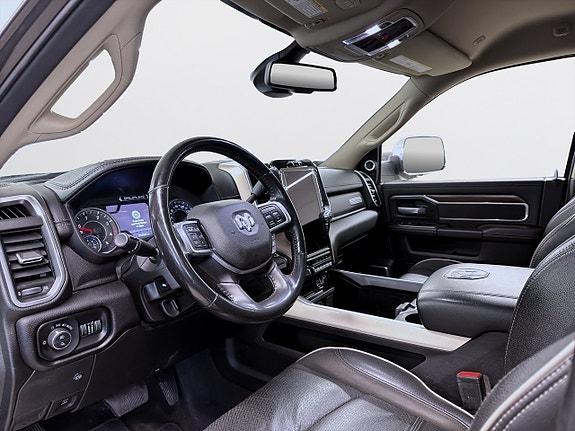 Dodge RAM 2500 8 of 20