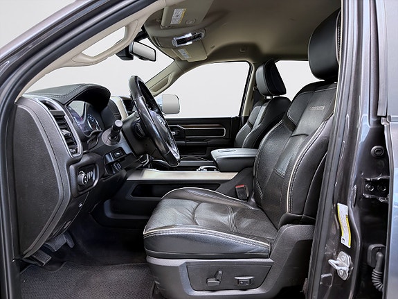 Dodge RAM 2500 7 of 20