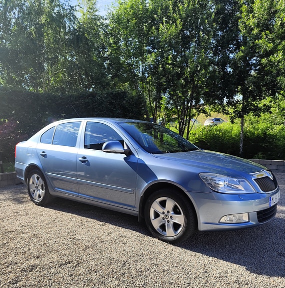 Skoda Octavia 3 of 5