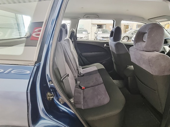 Mitsubishi Outlander 19 of 27