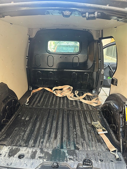 Renault Kangoo Express 4 of 4