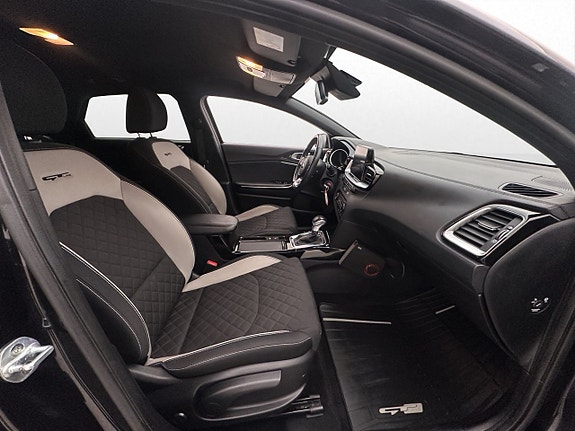 Kia ProCeed 10 of 30