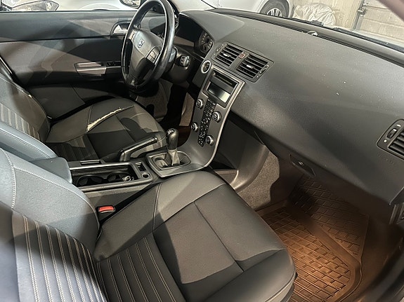Volvo V50 7 of 10