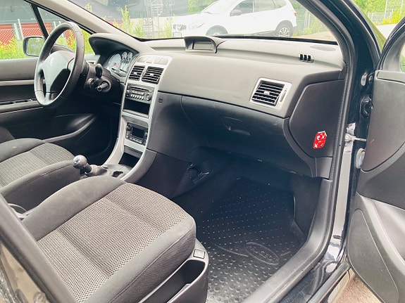 Peugeot 307 7 of 7