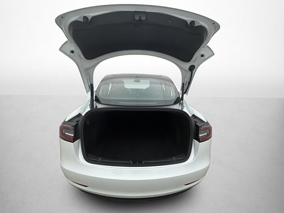 Tesla Model 3 28 of 30