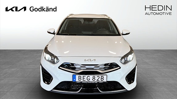 Kia Ceed 2 of 5