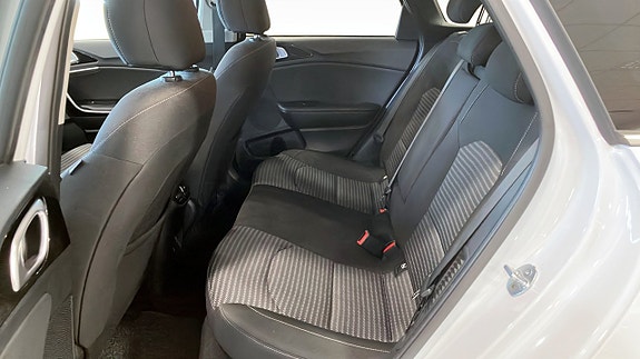Kia Ceed 9 of 12