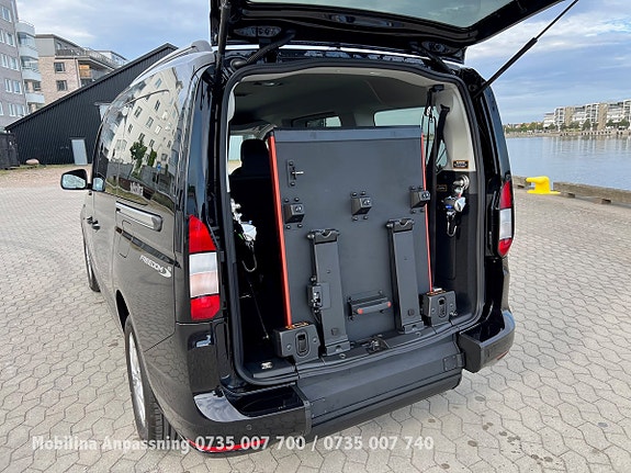 Ford Connect Tourneo 10 of 30
