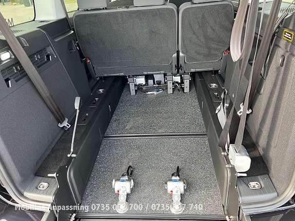 Ford Connect Tourneo 17 of 30