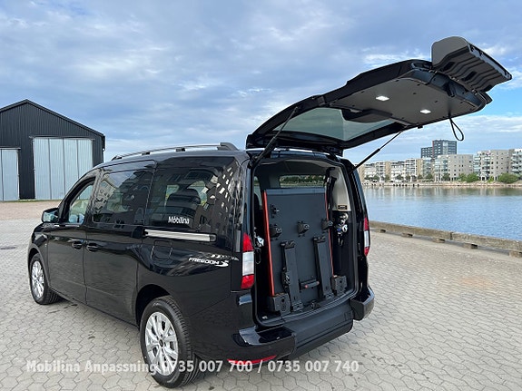 Ford Connect Tourneo 11 of 30