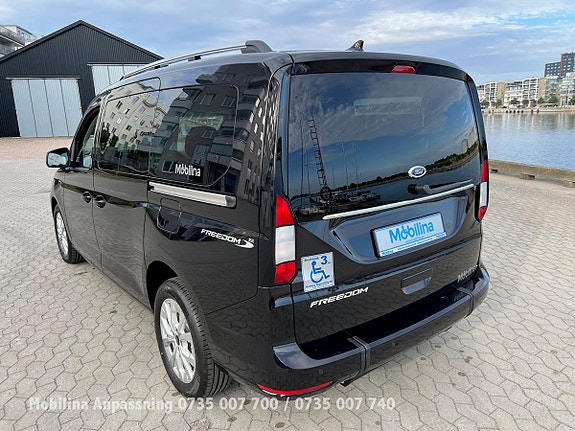 Ford Connect Tourneo 8 of 30