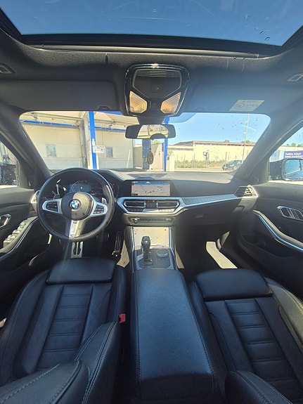 BMW 330d 13 of 23