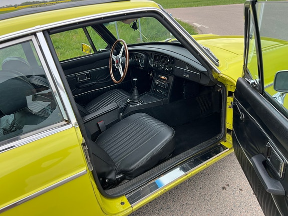 MG MGB 12 of 13