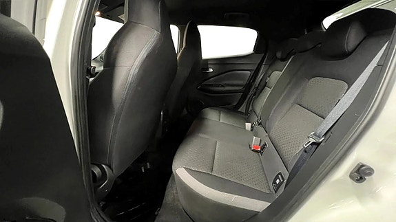 Nissan Juke 11 of 17