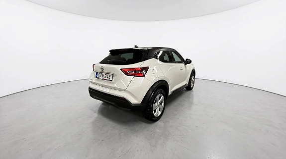 Nissan Juke 4 of 17