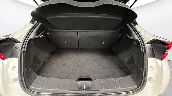 Nissan Juke 12 of 17
